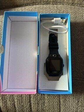 Children’s Smart Watch Calls Photos GPS Tracking Open Box NO SIM CARD